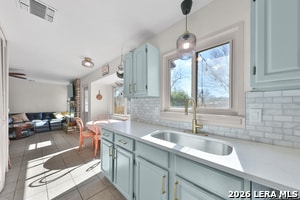 Building Photo - 308 Mountain Shadows