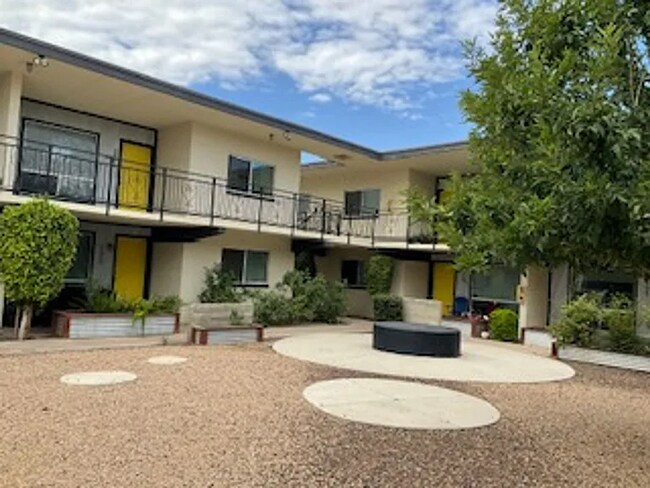 Building Photo - Forte