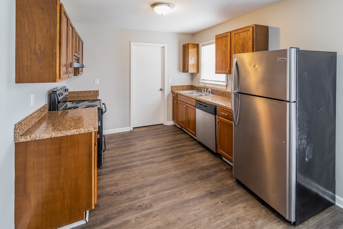 Building Photo - 4429 Clovewood St