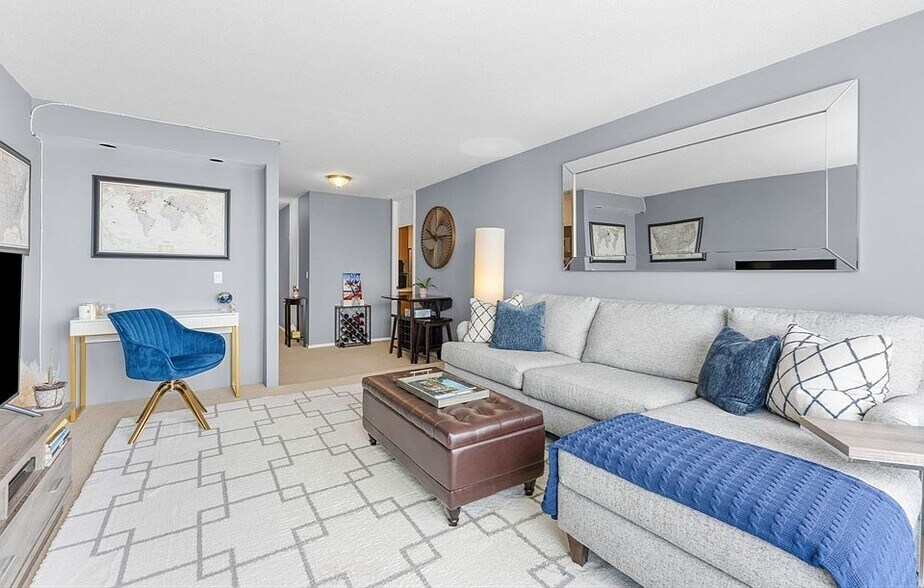 Building Photo - 85 E India Row