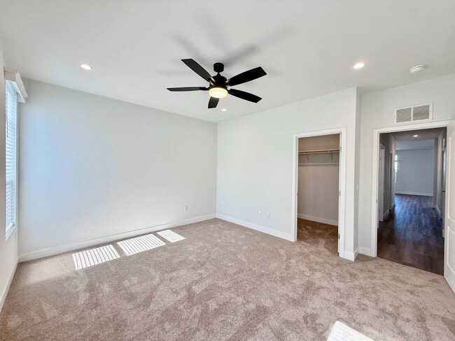 Building Photo - 44 Pine Via