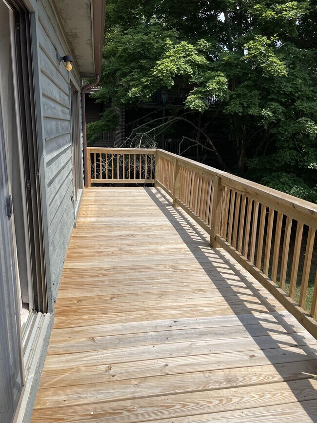 Building Photo - 109 Harvest Dr