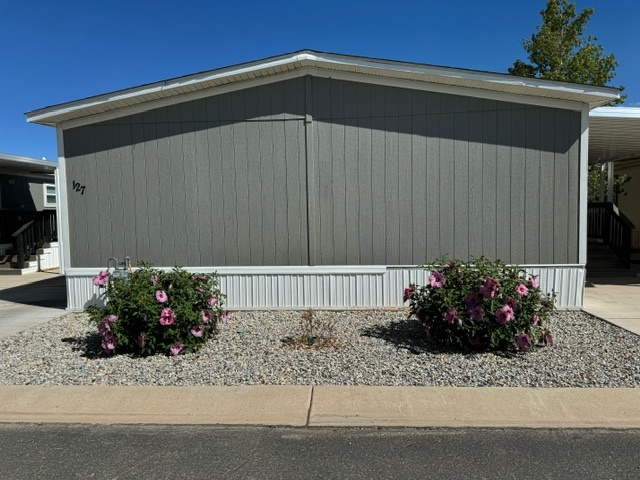 Building Photo - Canyon View Homes