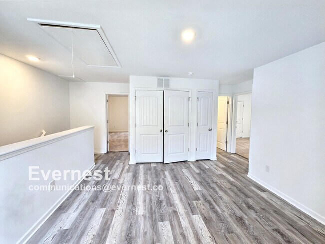 Building Photo - 4039 Meredith Woods Ln