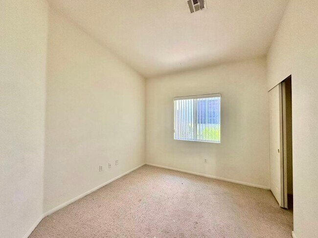 Building Photo - 9867 Ashton Pines Ct