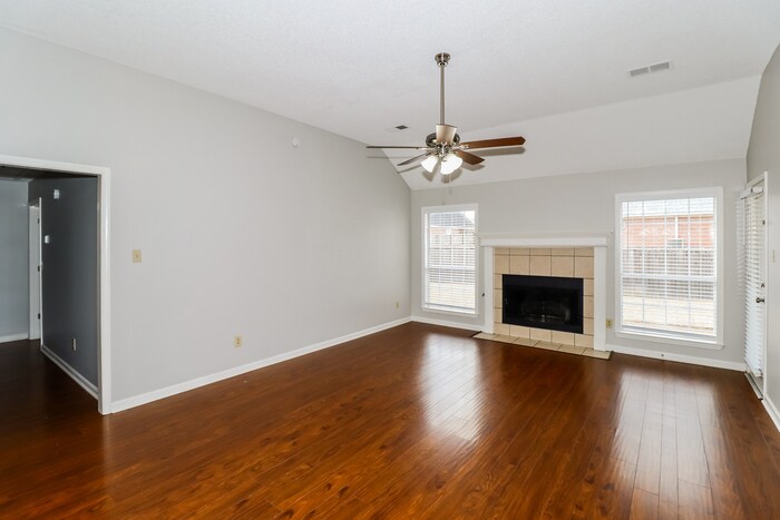 Building Photo - 4713 Shadow Field Ln