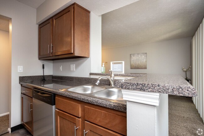 Building Photo - Available now! One bedroom with Wood Burning Fireplace, in Dublin City Schools!