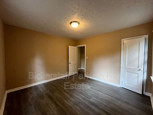 Building Photo - 39 Muscogee Dr