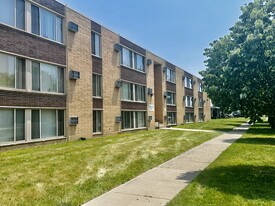 Building Photo - Belmont Manor Apts