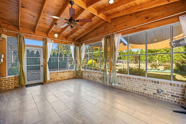 Building Photo - 2808 Twinberry Lane