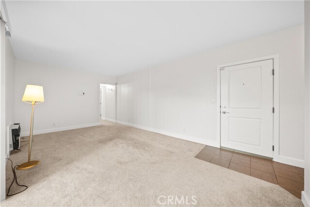 Building Photo - 10982 Roebling Ave