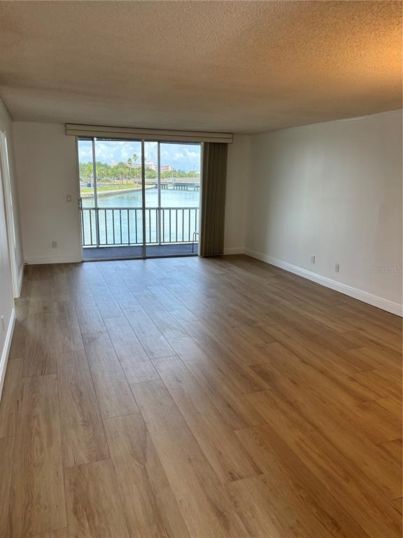 Building Photo - 7405 Bay Island Dr S