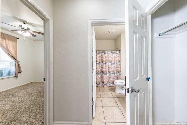 Building Photo - 12606 Texas Gold