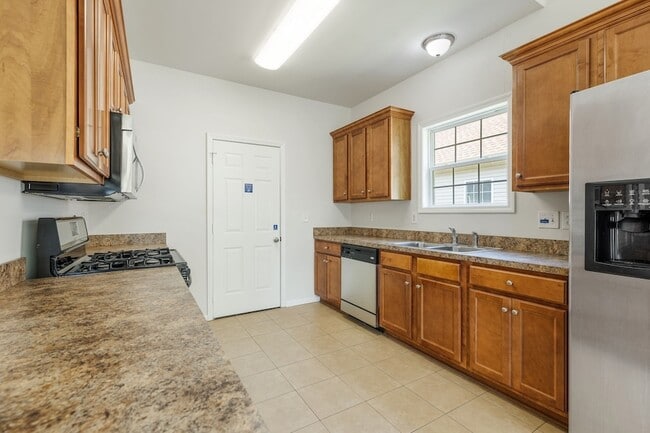 Building Photo - 4013 Kristen St