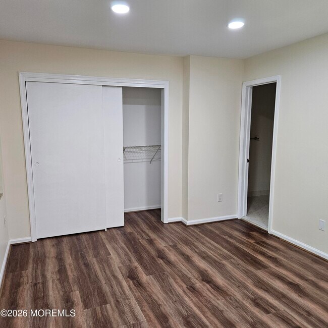 Building Photo - 3 Millay Ct
