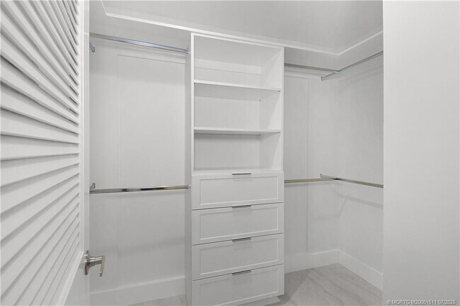 Building Photo - 4 Copaire Rd