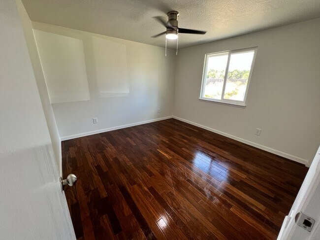 Building Photo - 394 S Harlan Pl