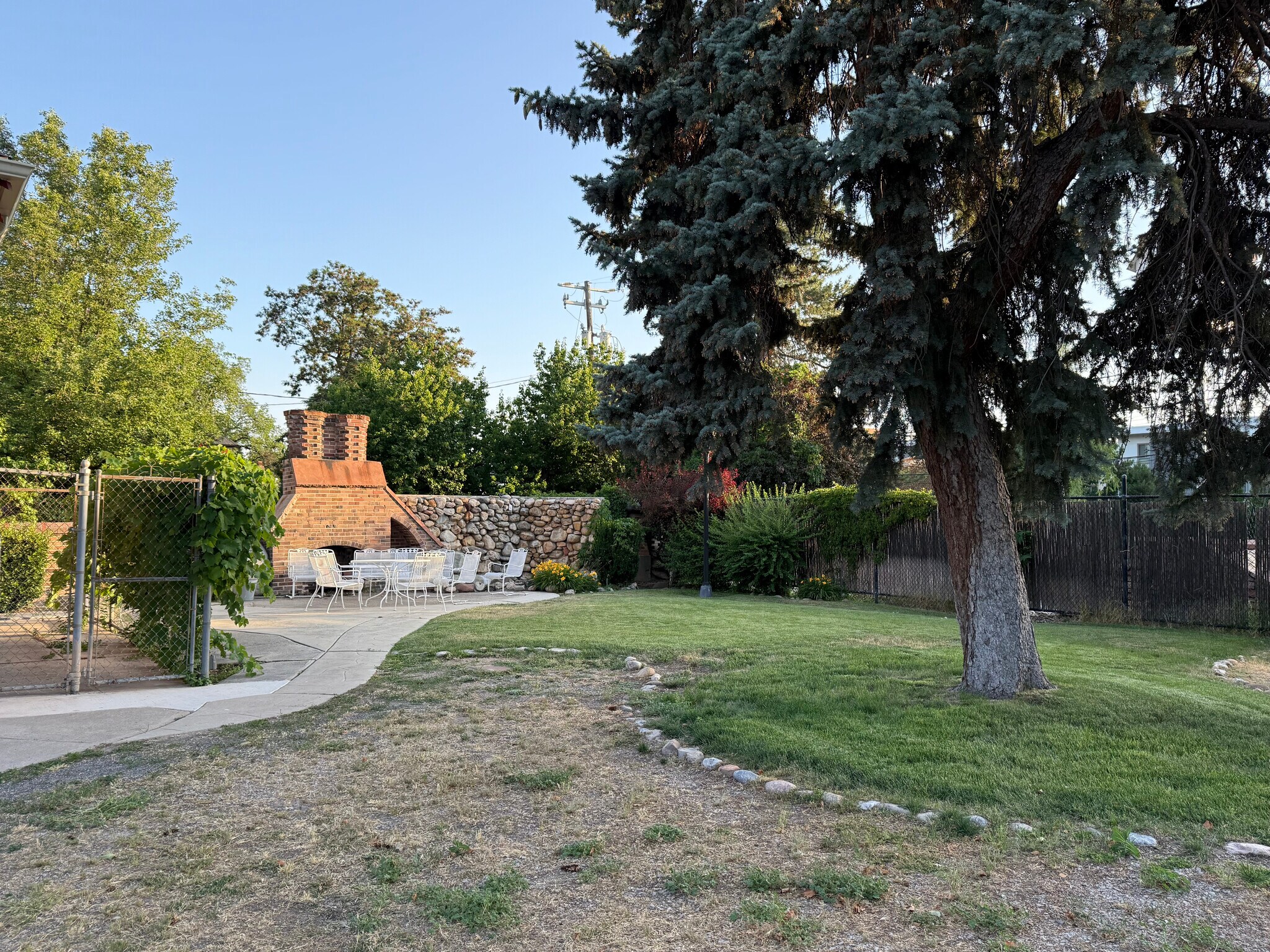 Building Photo - 452 S 800 E