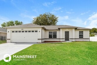 Building Photo - 2216 NW 5th St