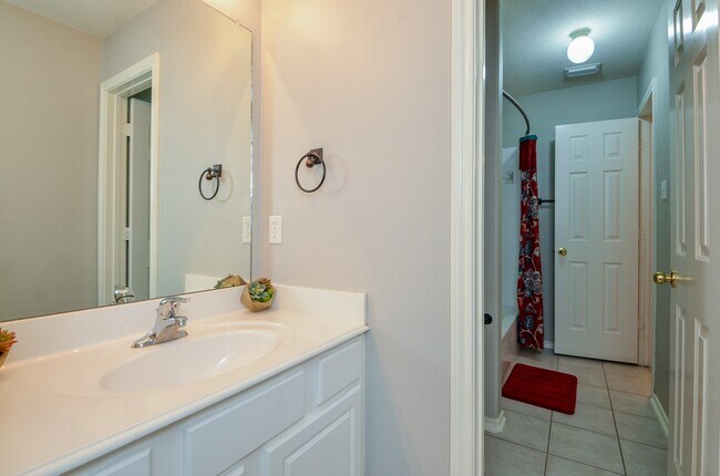 Building Photo - 24407 Pepperrell Pl St