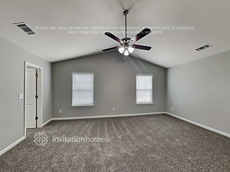 Building Photo - 989 Sundance Dr