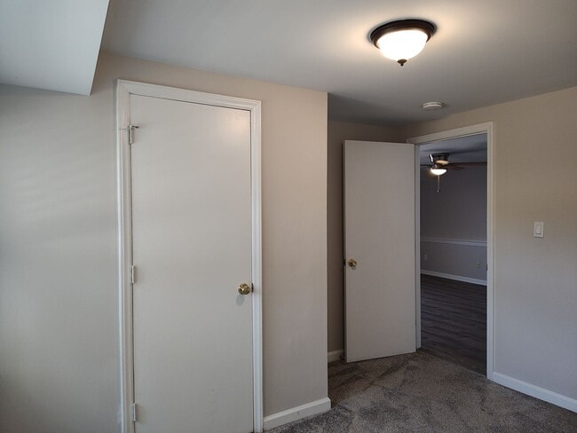 Building Photo - Recently renovated 2-bedroom Duplex in LoSo!