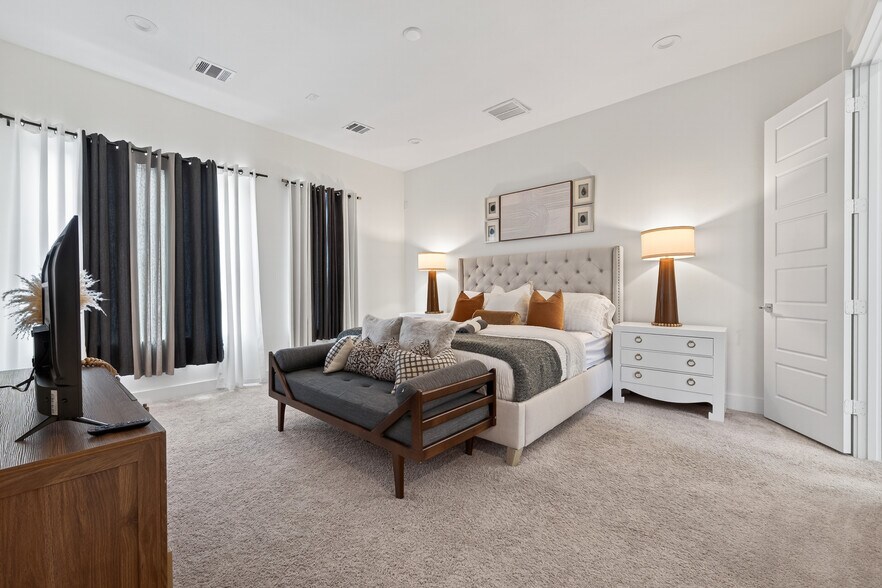 Bedroom3 - 523 Schweikhardt St
