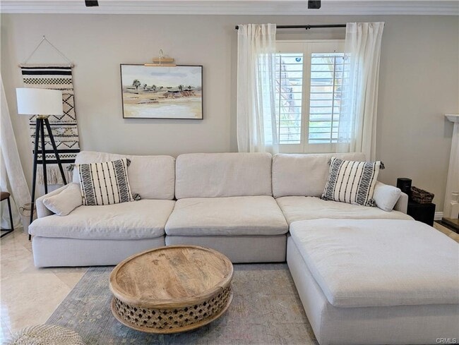 Building Photo - 3527 Cricklewood St