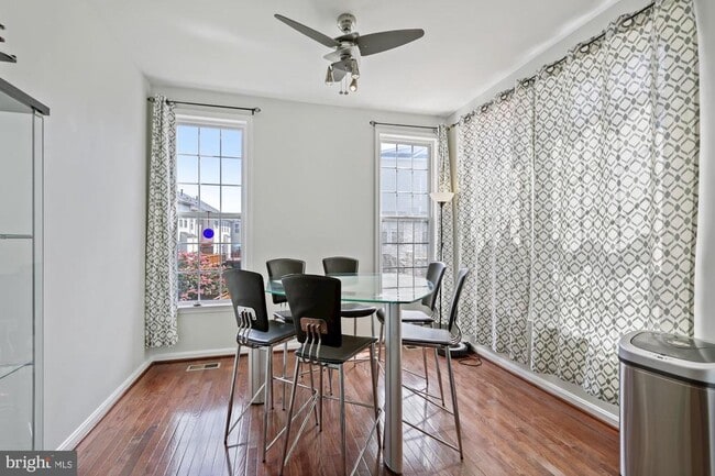 Building Photo - 22054 Dilworth Square