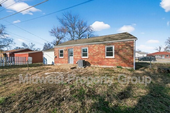 Building Photo - 4508 Ashby Rd