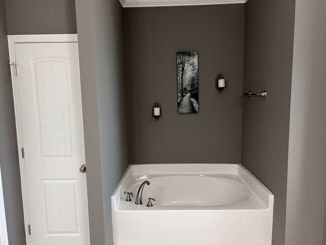 Building Photo - 8283 Calle Mio