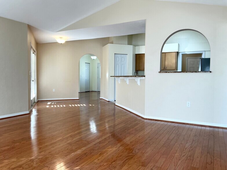 Building Photo - 8707 NW 10th Pl