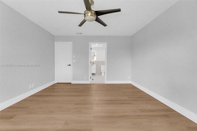 Building Photo - 2494 Cordoba Bend