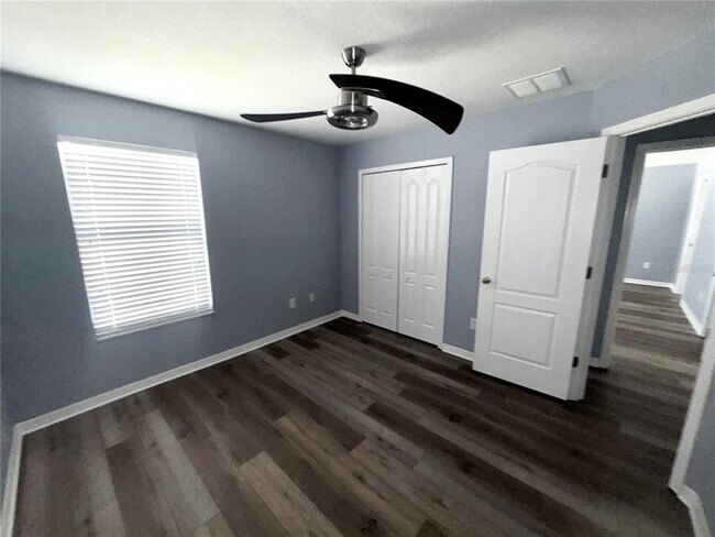 Building Photo - 2120 Song Sparrow Ct