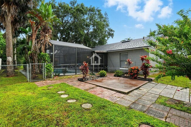 Building Photo - 714 Caribou Dr