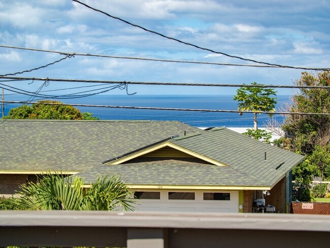 Building Photo - 495 Hoala Dr