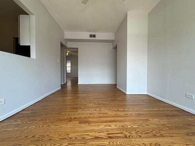 Building Photo - 2 bedroom in Chicago IL 60613