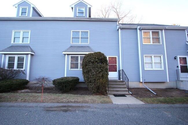 Primary Photo - 368 Elliot St