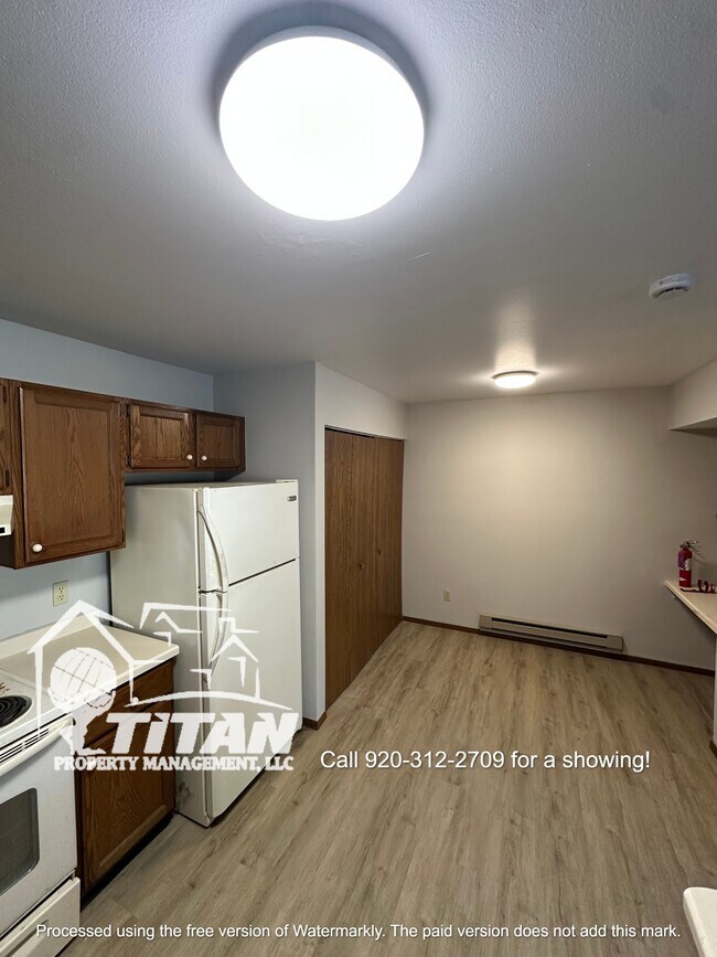 Interior Photo - N7361 Spring St, Fond du lac