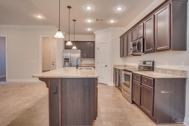 Building Photo - 4865 Spears St