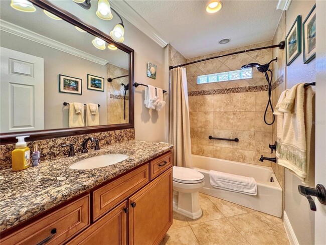 Building Photo - 4167 Victory Dr