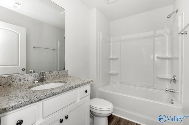 Building Photo - 217 Bay Pine Dr