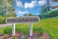Building Photo - Elegant Remodeled 3BR Condominium in Sharon Heights