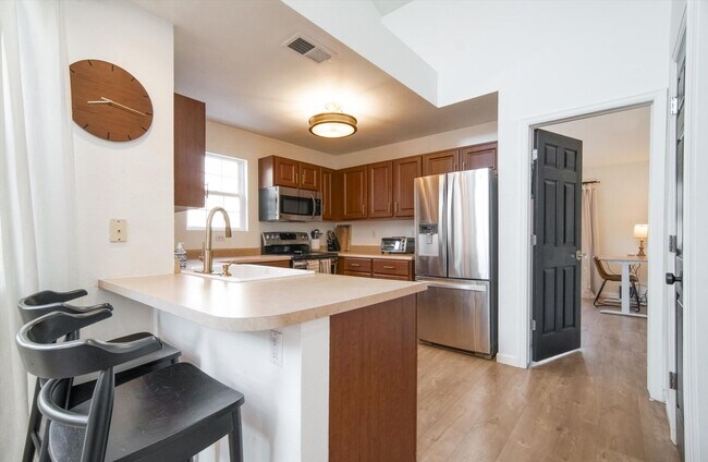 Building Photo - Fantastic Littleton condo  2 bedrooms and ...