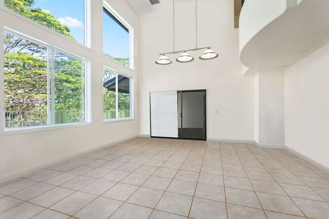 Building Photo - 95-212 Haalilo Place