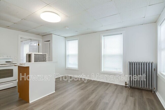 Building Photo - 109 Green St