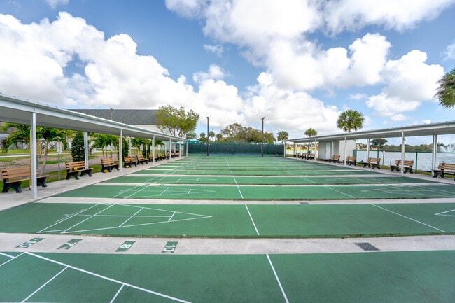 Building Photo - 233 Brittany F