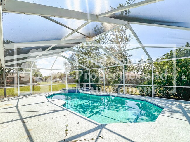 Building Photo - 2818 Timbercrest Pl