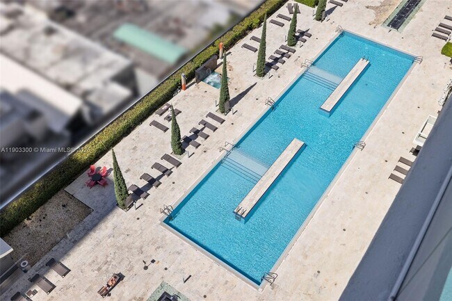 Building Photo - 50 Biscayne Blvd