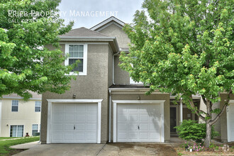 Building Photo - Cottage Park Townhome - Available March 24th